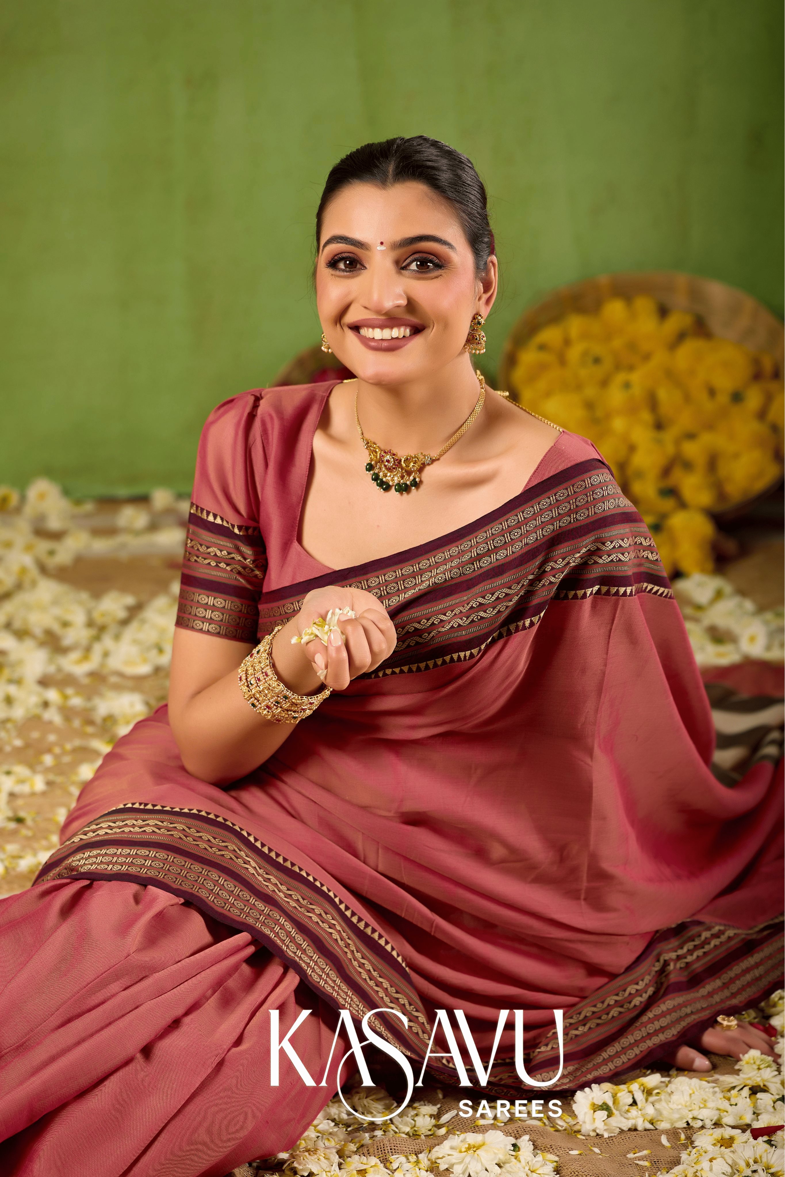 Kasavu Dusty Pink Narayanpet Cotton Saree