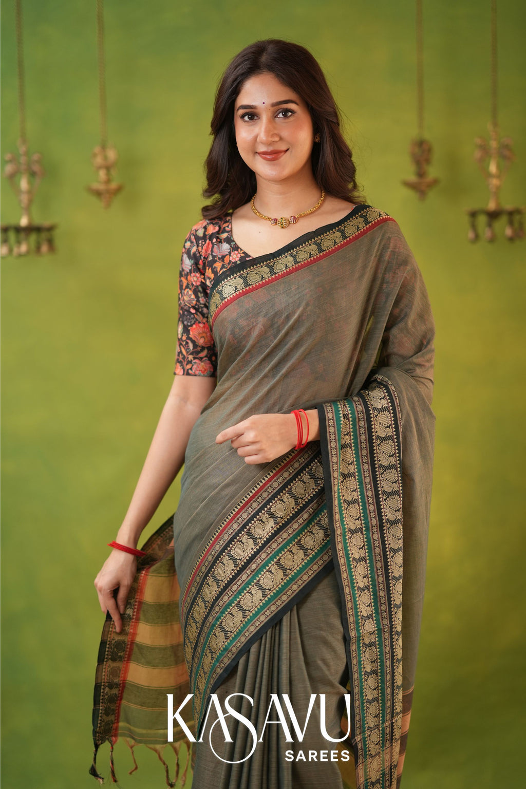 Kasavu Gray Narayanpet Cotton Saree