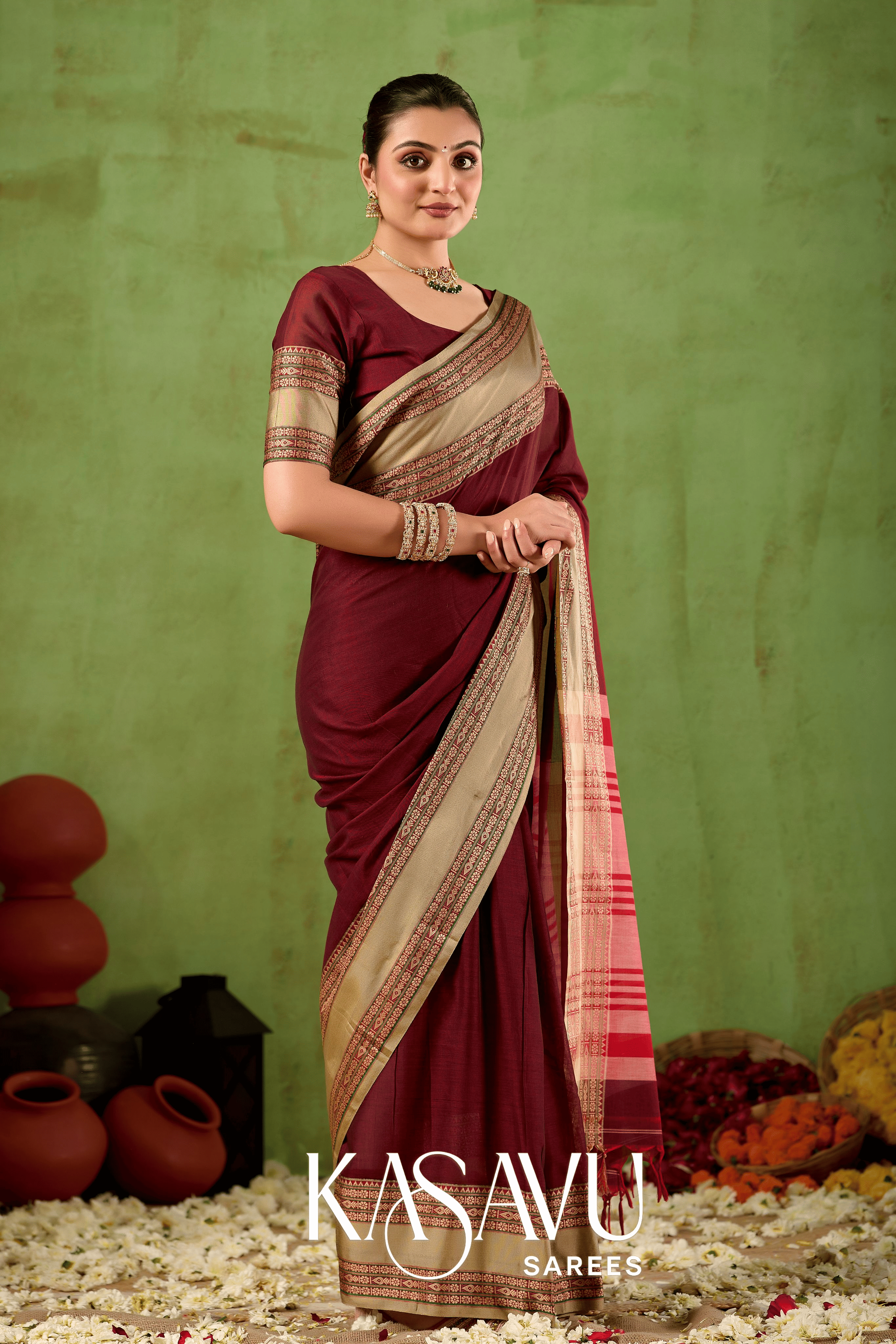 Kasavu Maroon Narayanpet Cotton Saree