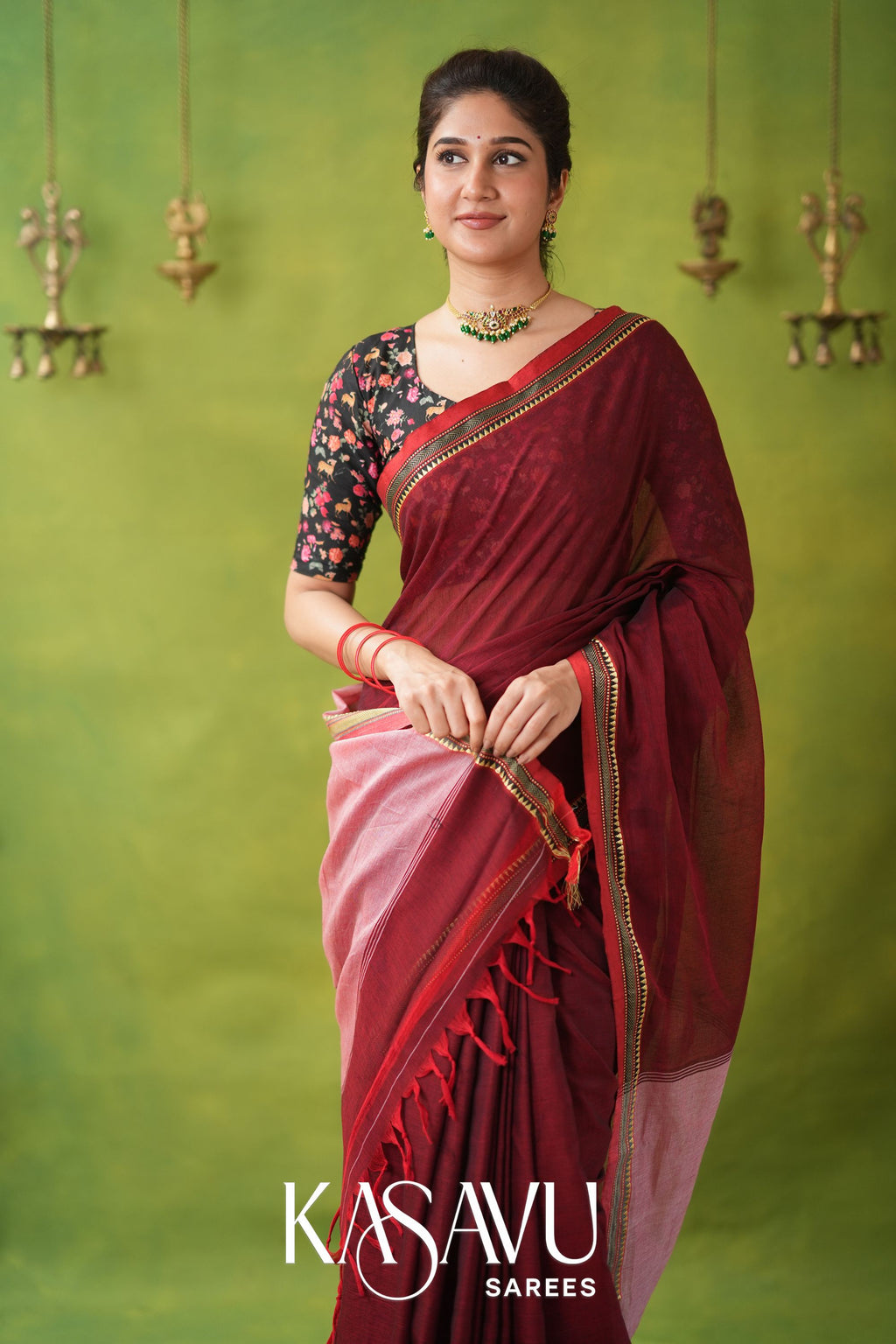Kasavu Maroon Narayanpet Cotton Saree