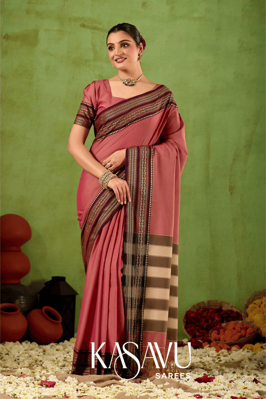 Kasavu Dusty Pink Narayanpet Cotton Saree