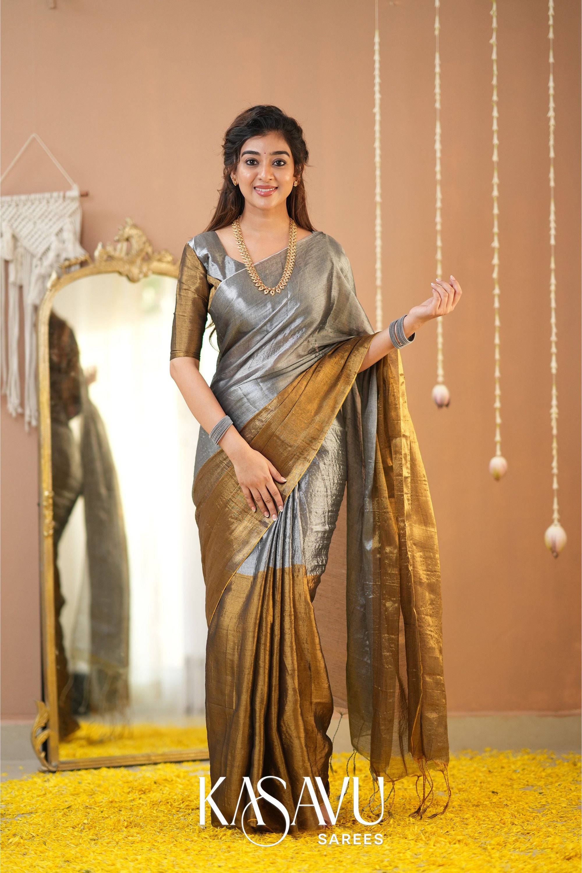 Kasavu Gold-Silver Tissue Cotten Saree