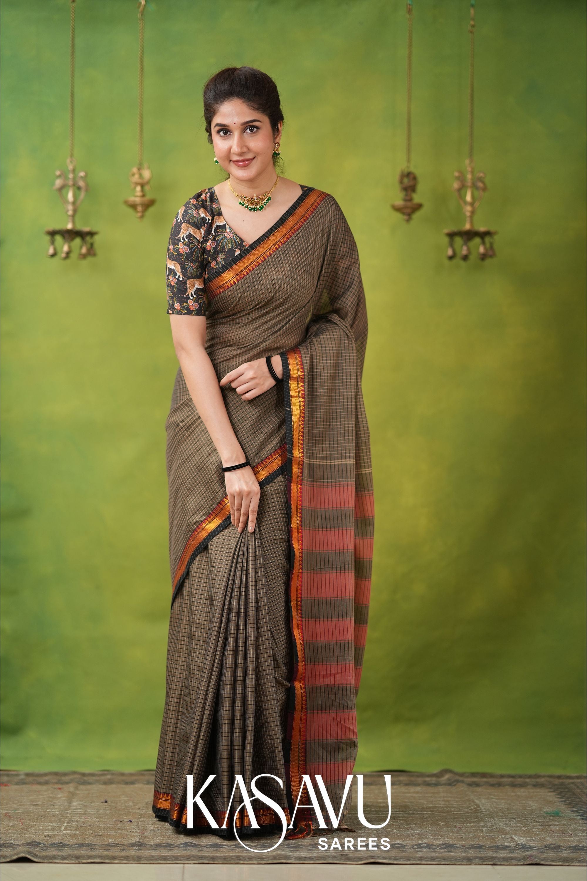 Kasavu Gray Narayanpet Cotton Saree