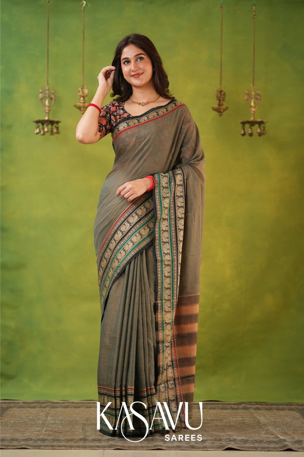 Kasavu Gray Narayanpet Cotton Saree