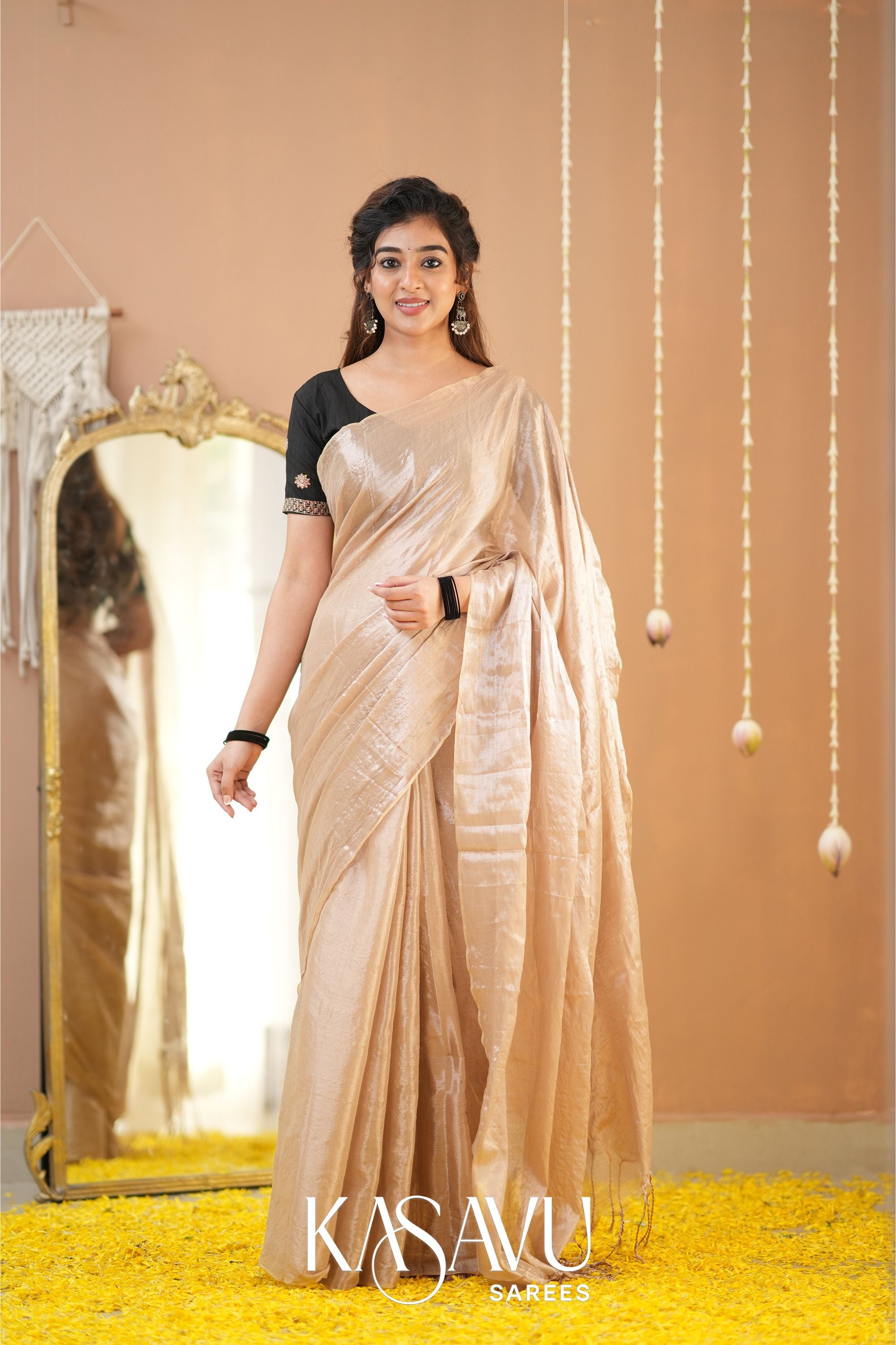 Kasavu Beige Tissue Cotten Saree