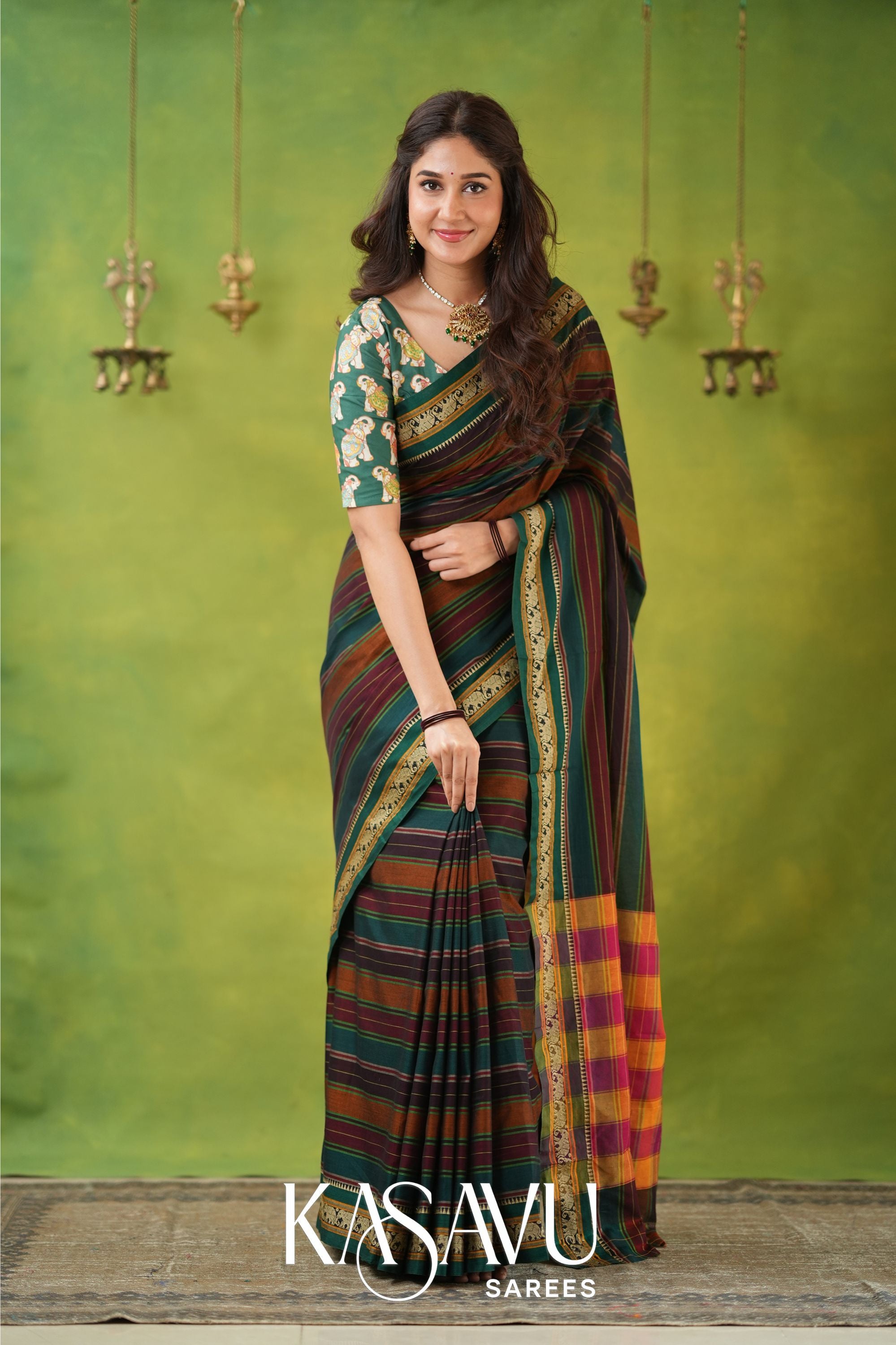 Kasavu Multi Narayanpet Cotton Saree Main image