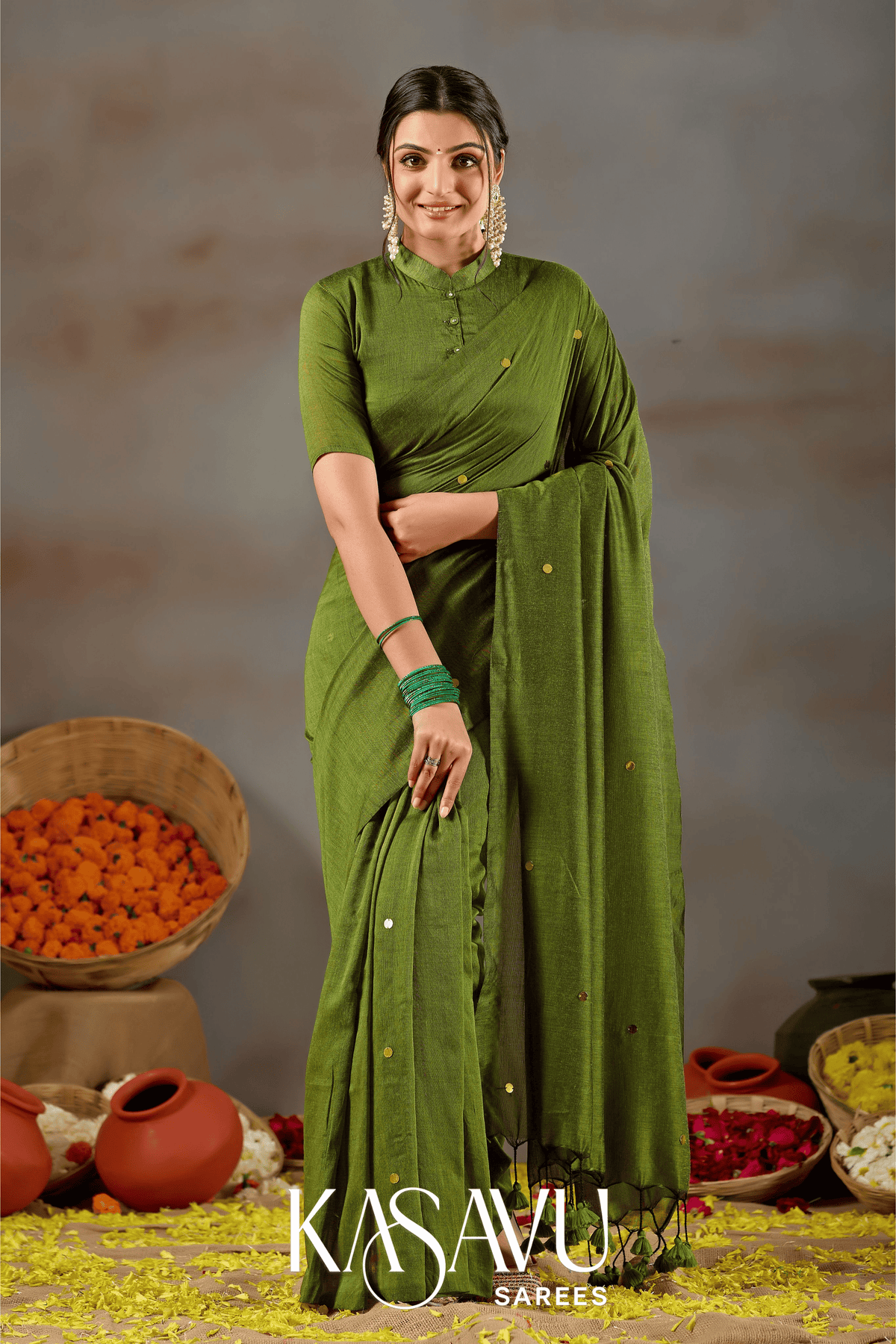 Kasavu Green Gini Cotton Saree Main image