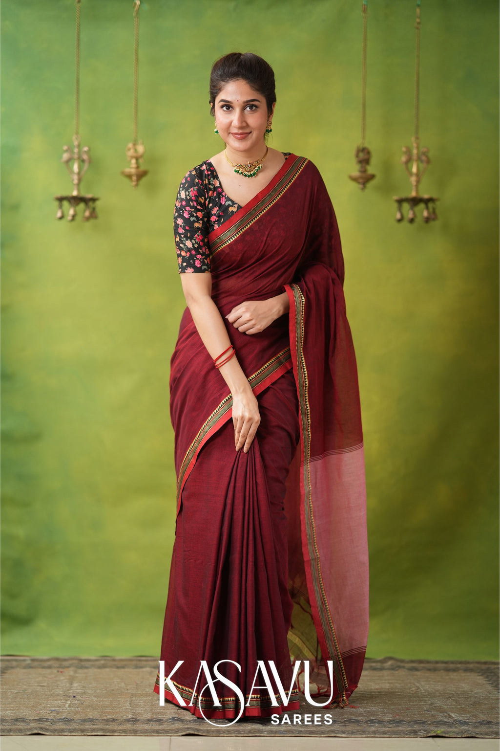 Kasavu Maroon Narayanpet Cotton Saree