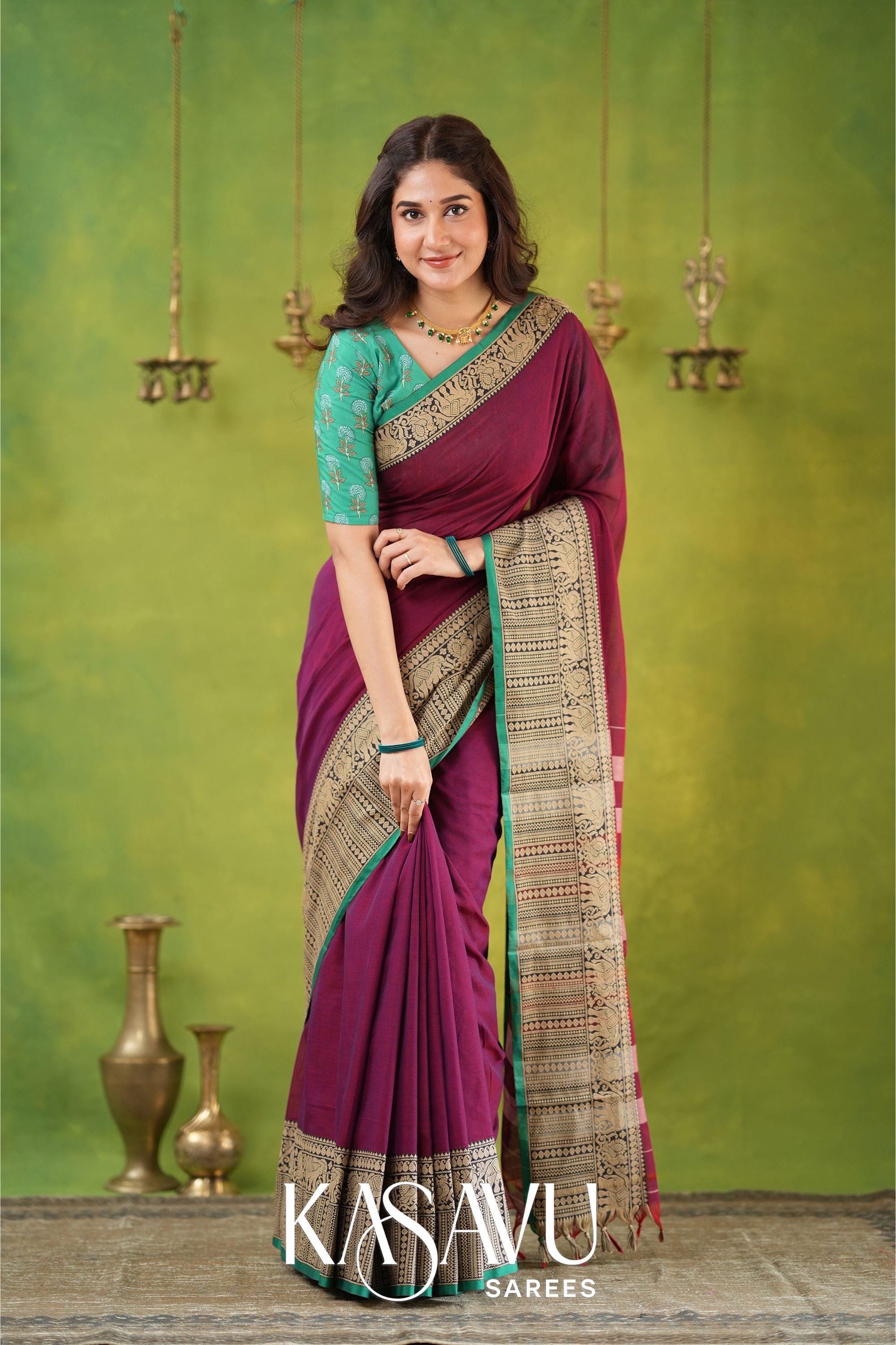 Kasavu Pink Narayanpet Cotton Saree Main image