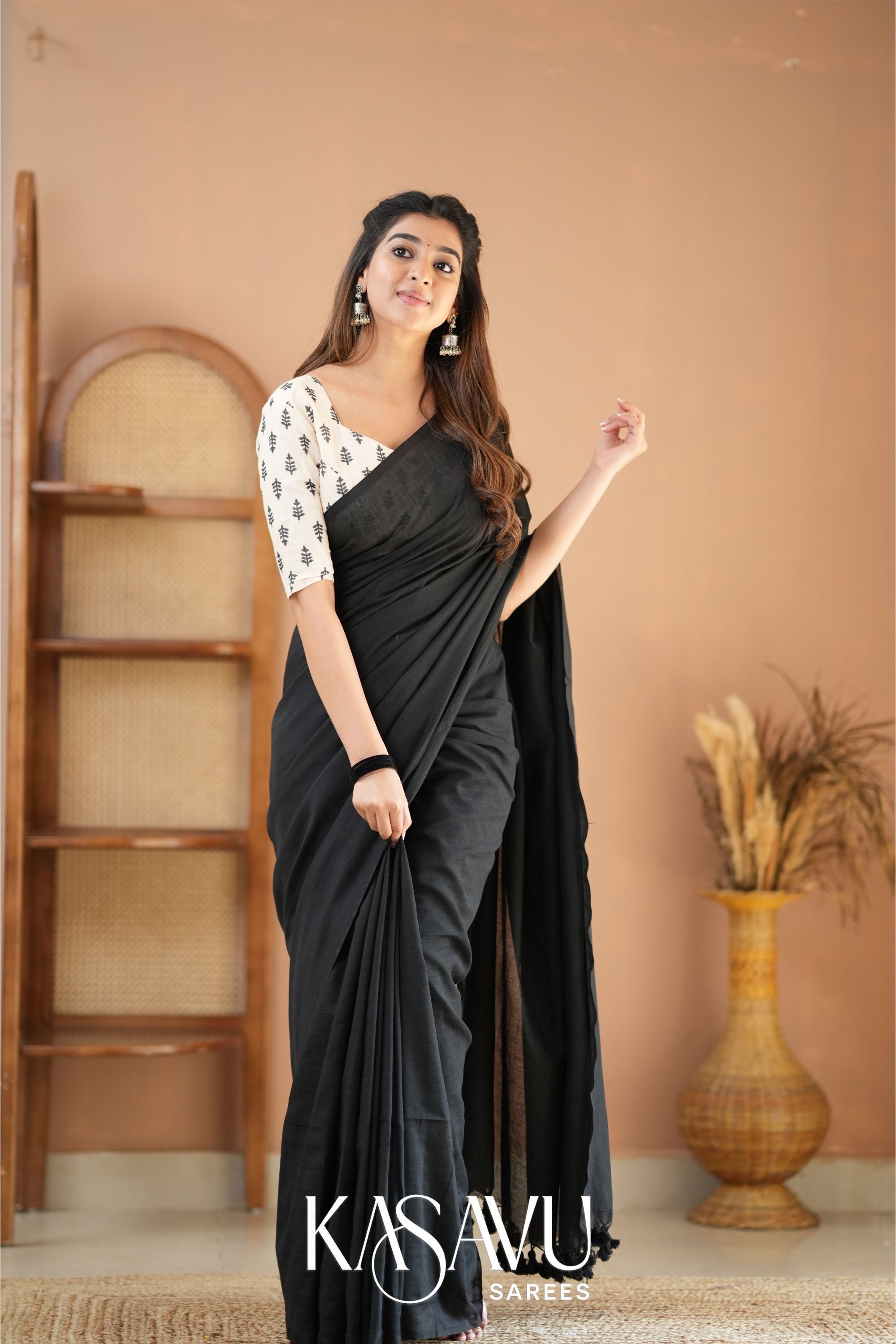 Kasavu Black Powerloom Cotton Saree Main image