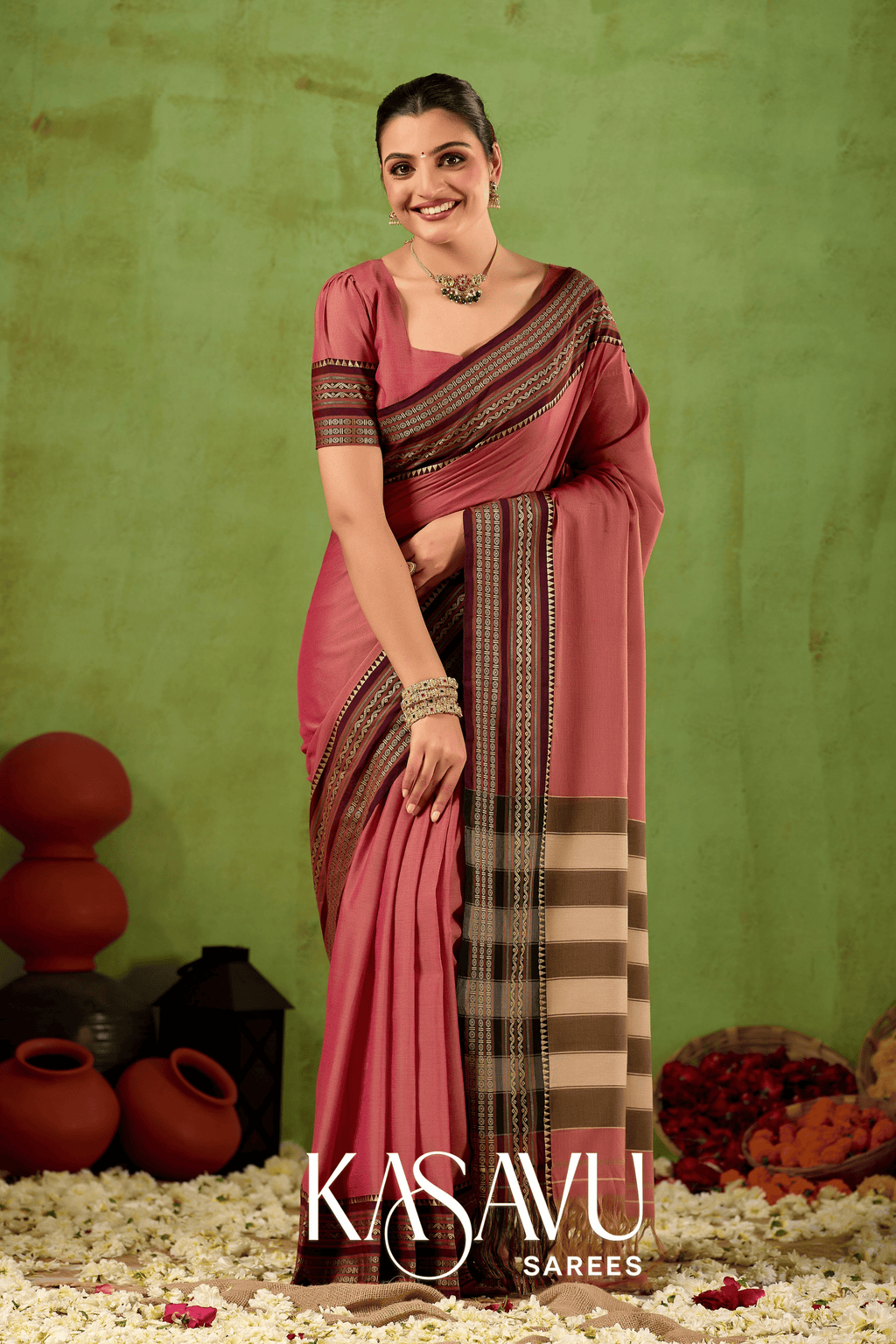 Kasavu Dusty Pink Narayanpet Cotton Saree